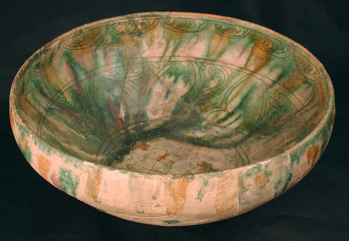 Bowl, Earthenware; white slip, incised and splashed with polychrome glazes under transparent glaze (sgraffito ware)