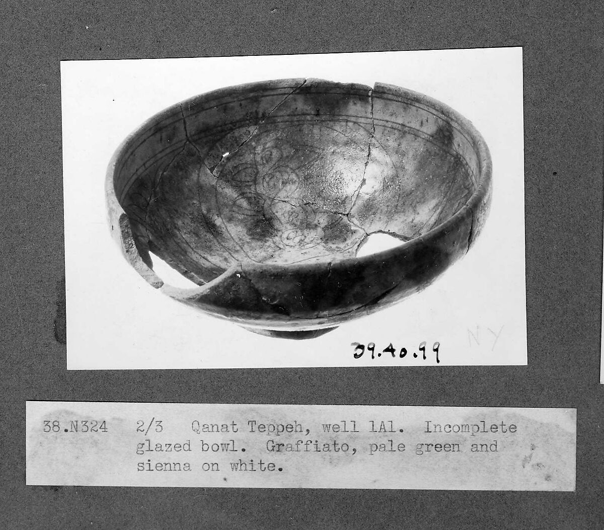 Bowl, Earthenware; white slip, incised and splashed with polychrome glazes under transparent glaze (sgraffito ware)