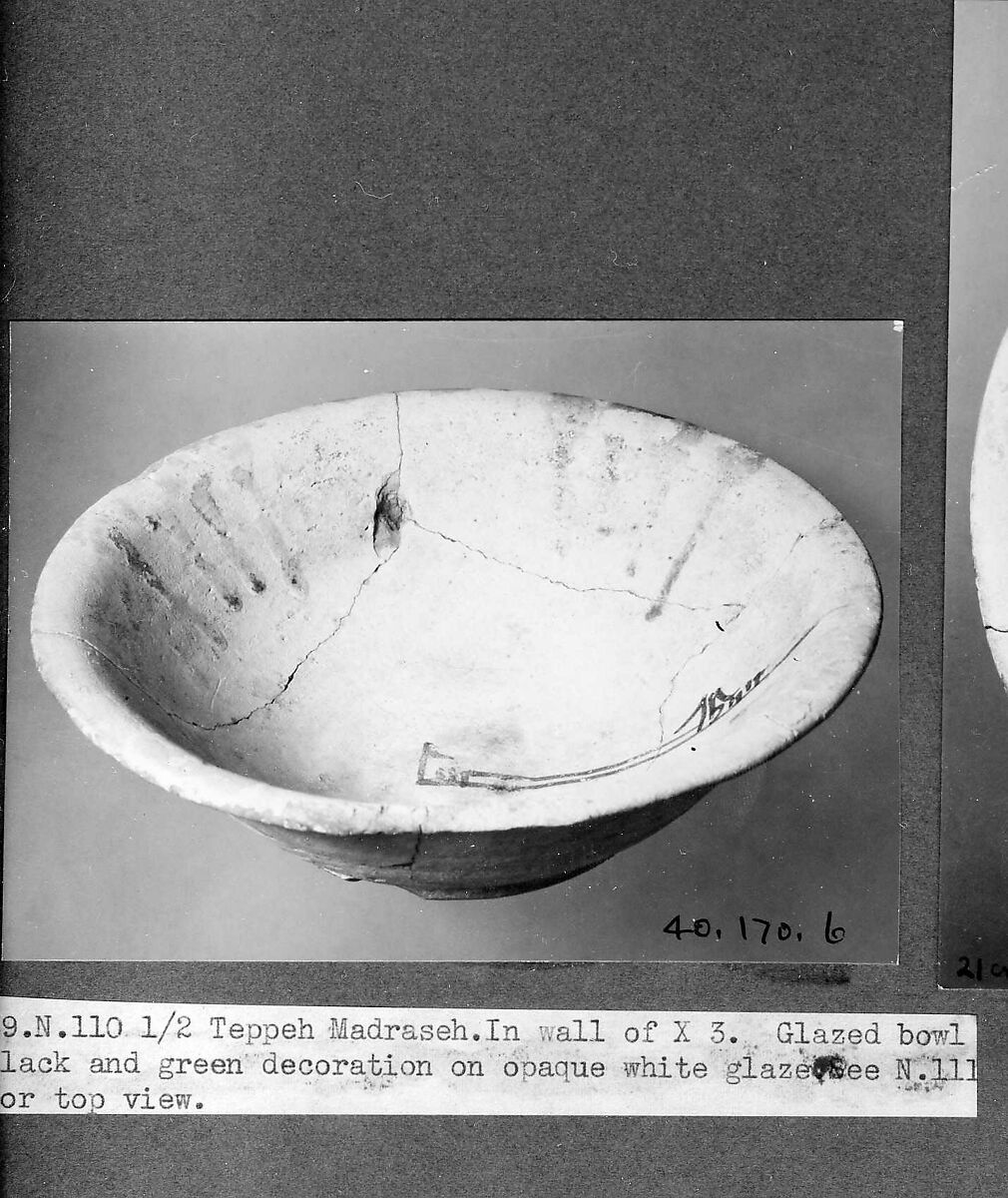 Bowl, Earthenware; opaque white glaze, decoration in green and black 