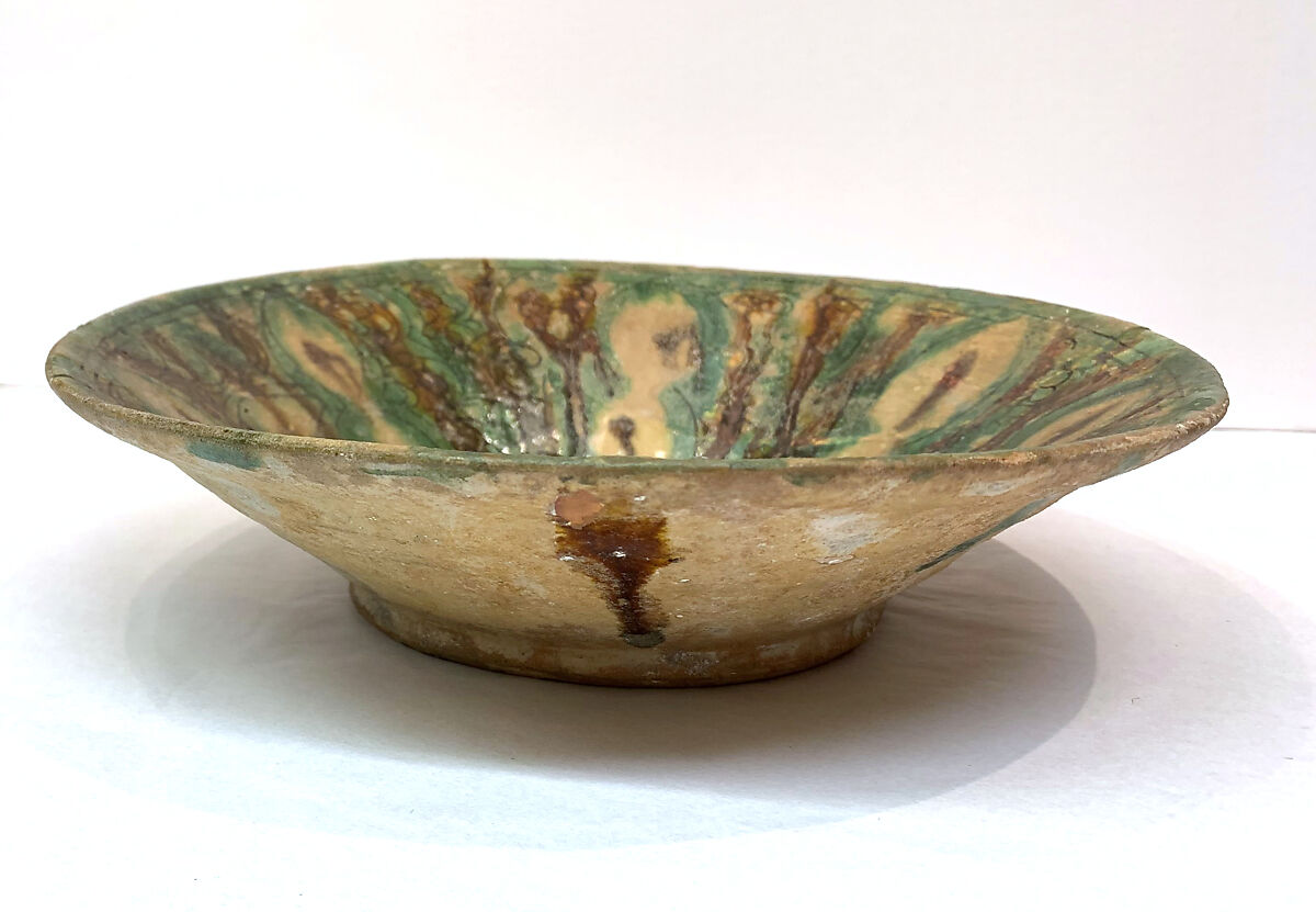 Bowl, Earthenware; glazed 