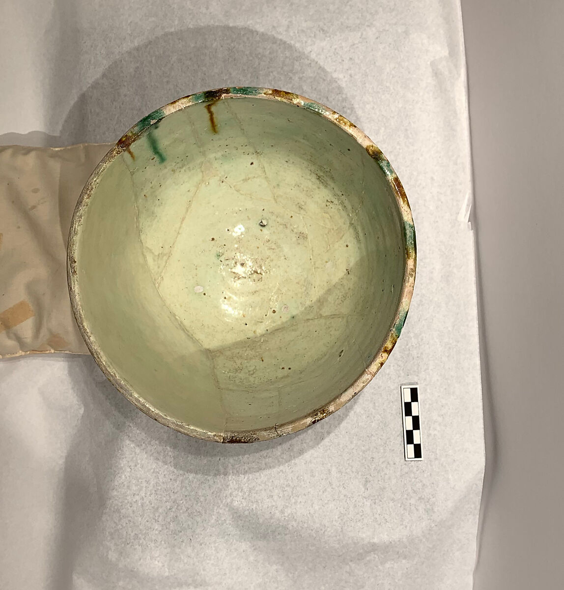 Bowl, Earthenware; white slip, incised and splashed with polychrome glazes under transparent glaze (sgraffito ware)