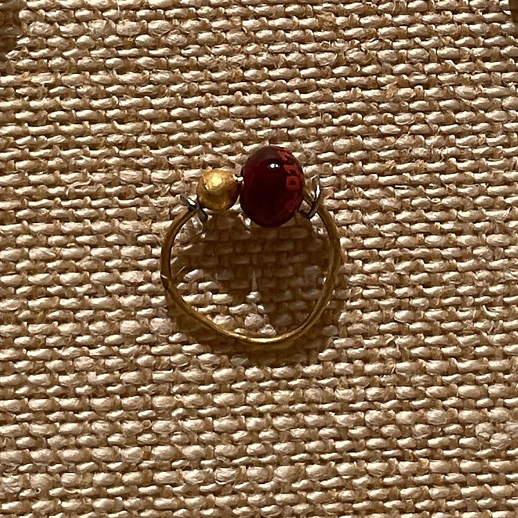 Earring, Gold and garnet