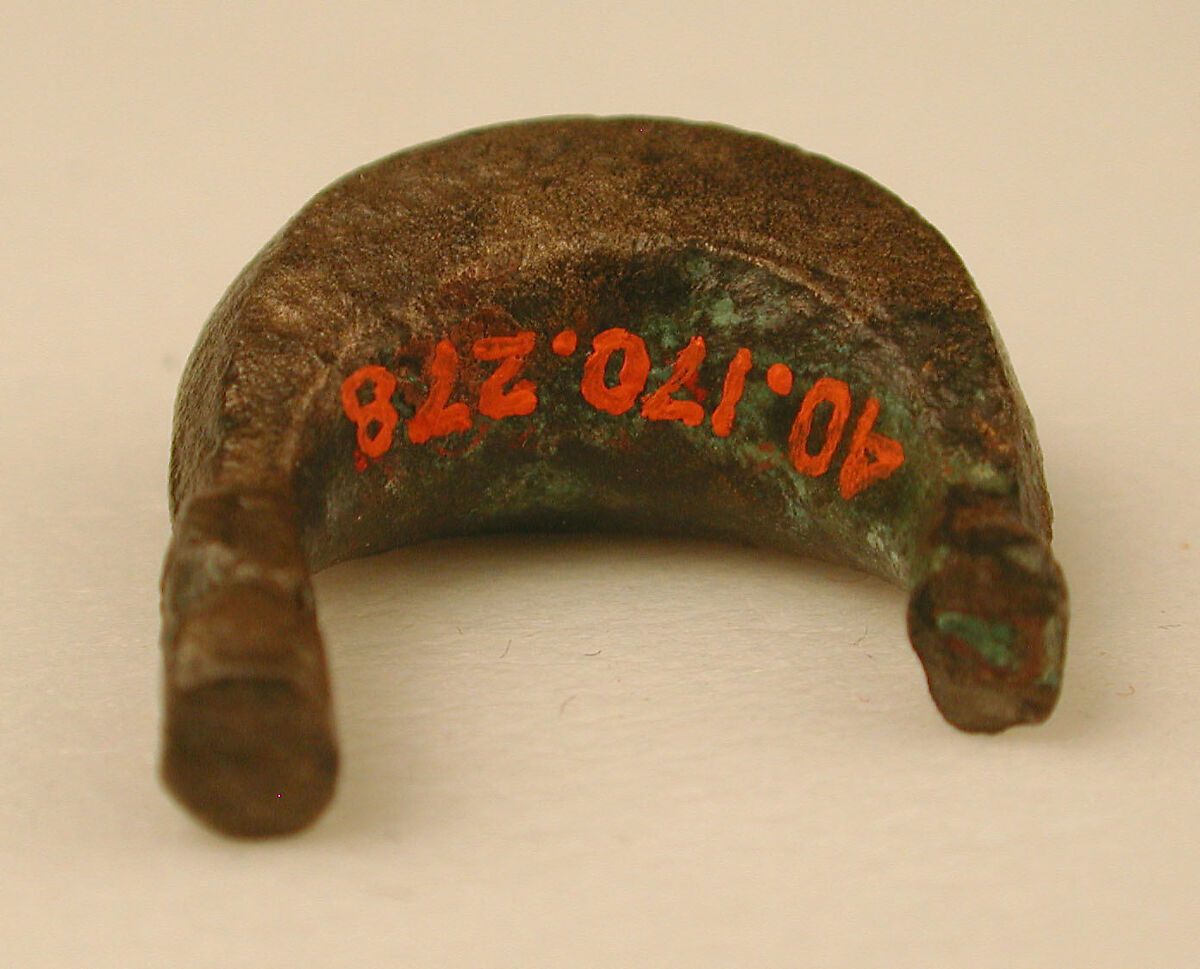 Pendant, Bronze; cast