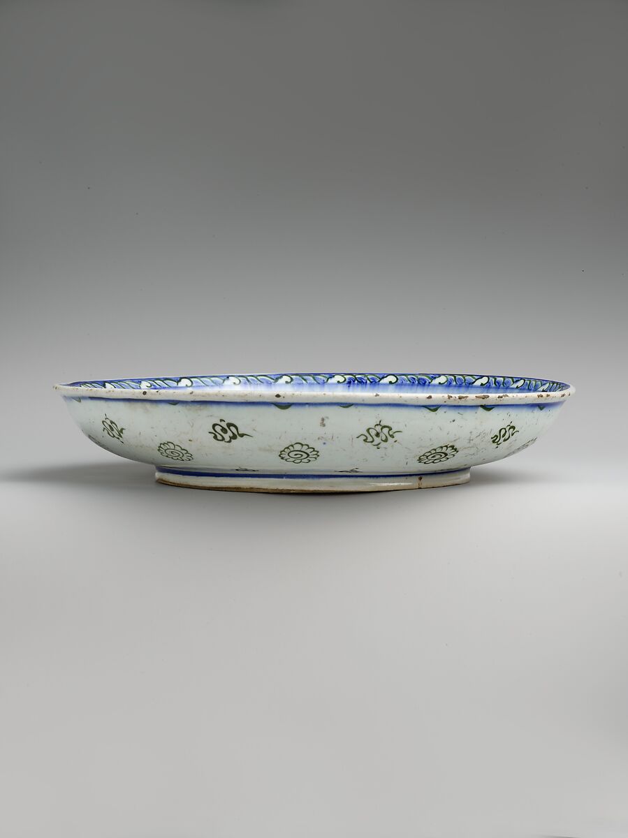 Dish with 'Tughra-illuminator' Design, Stonepaste; painted in blue under transparent glaze