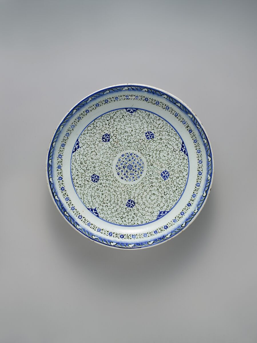 Dish with 'Tughra-illuminator' Design, Stonepaste; painted in blue under transparent glaze 