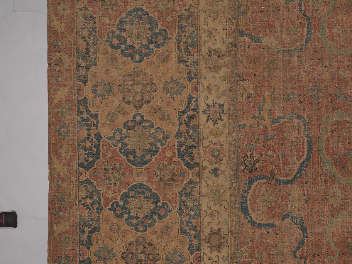 Carpet, Cotton (warp and weft), wool (pile); asymmetrically knotted pile 