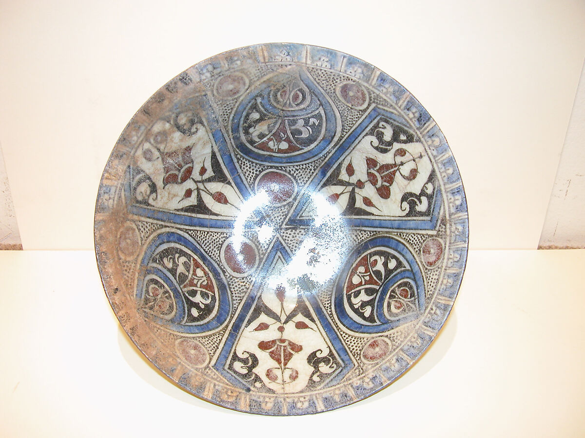 Bowl, Stonepaste; polychrome painted under transparent glaze