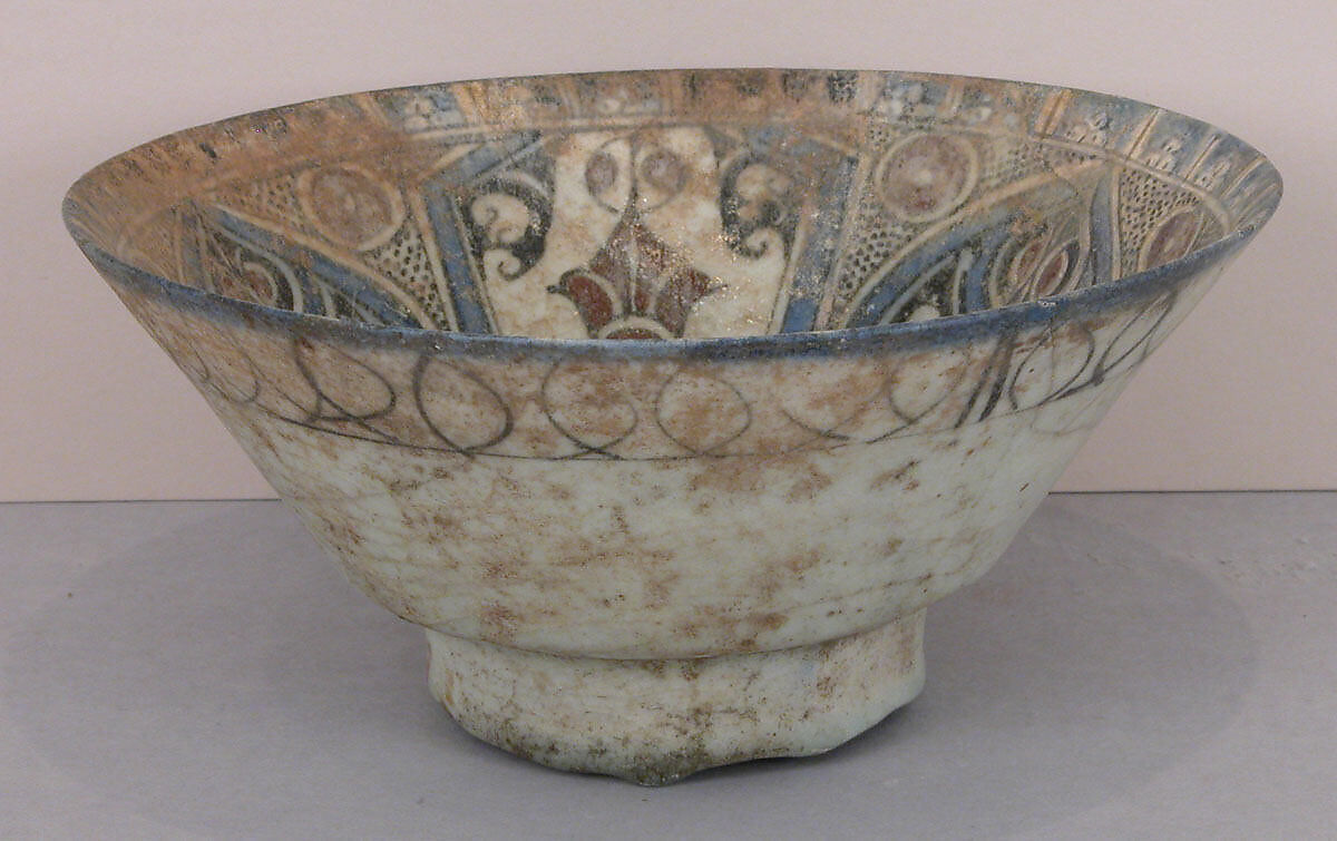 Bowl, Stonepaste; polychrome painted under transparent glaze