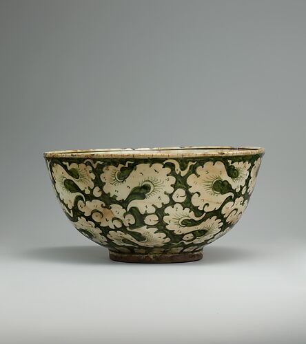 Polychrome Bowl with Cloud Decoration