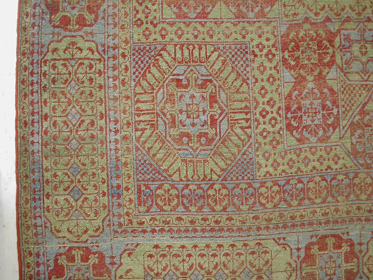 Carpet, Wool (warp, weft and pile); asymmetrically knotted pile