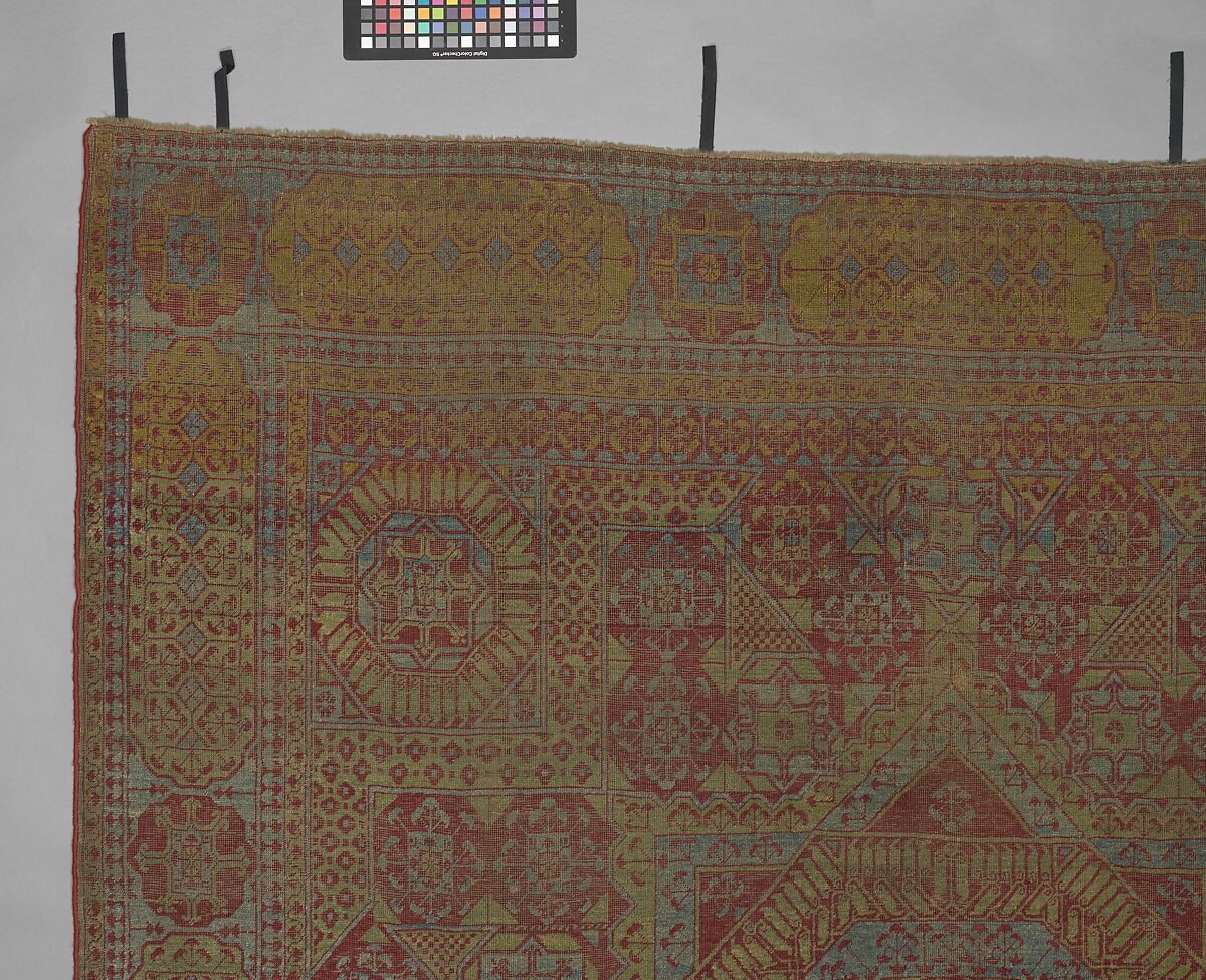 Carpet, Wool (warp, weft and pile); asymmetrically knotted pile