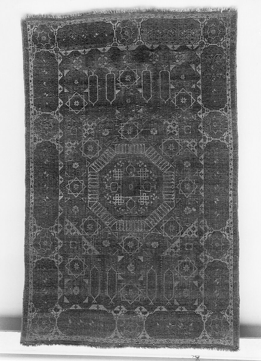 Carpet, Wool (warp, weft and pile); asymmetrically knotted pile