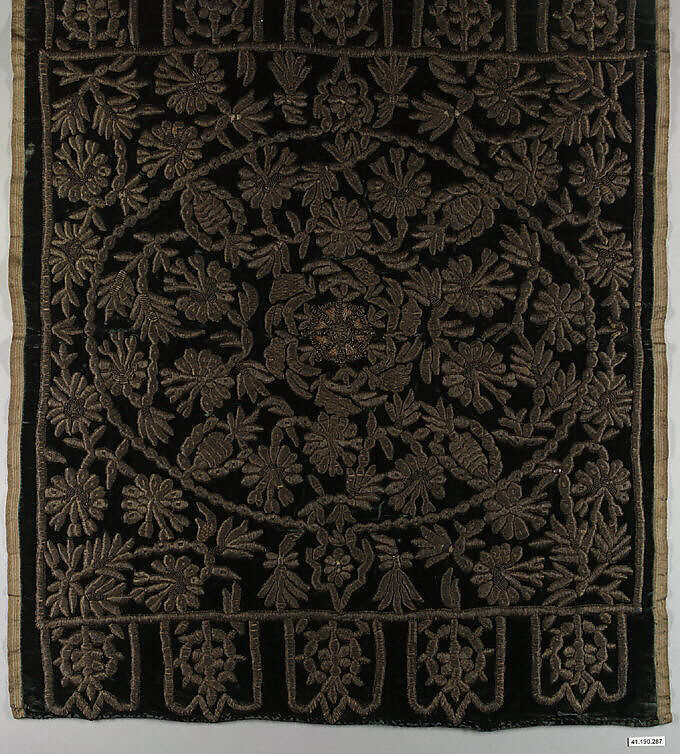 Cushion Cover (Yastik), Silk velvet; embroidered with metal wrapped thread 