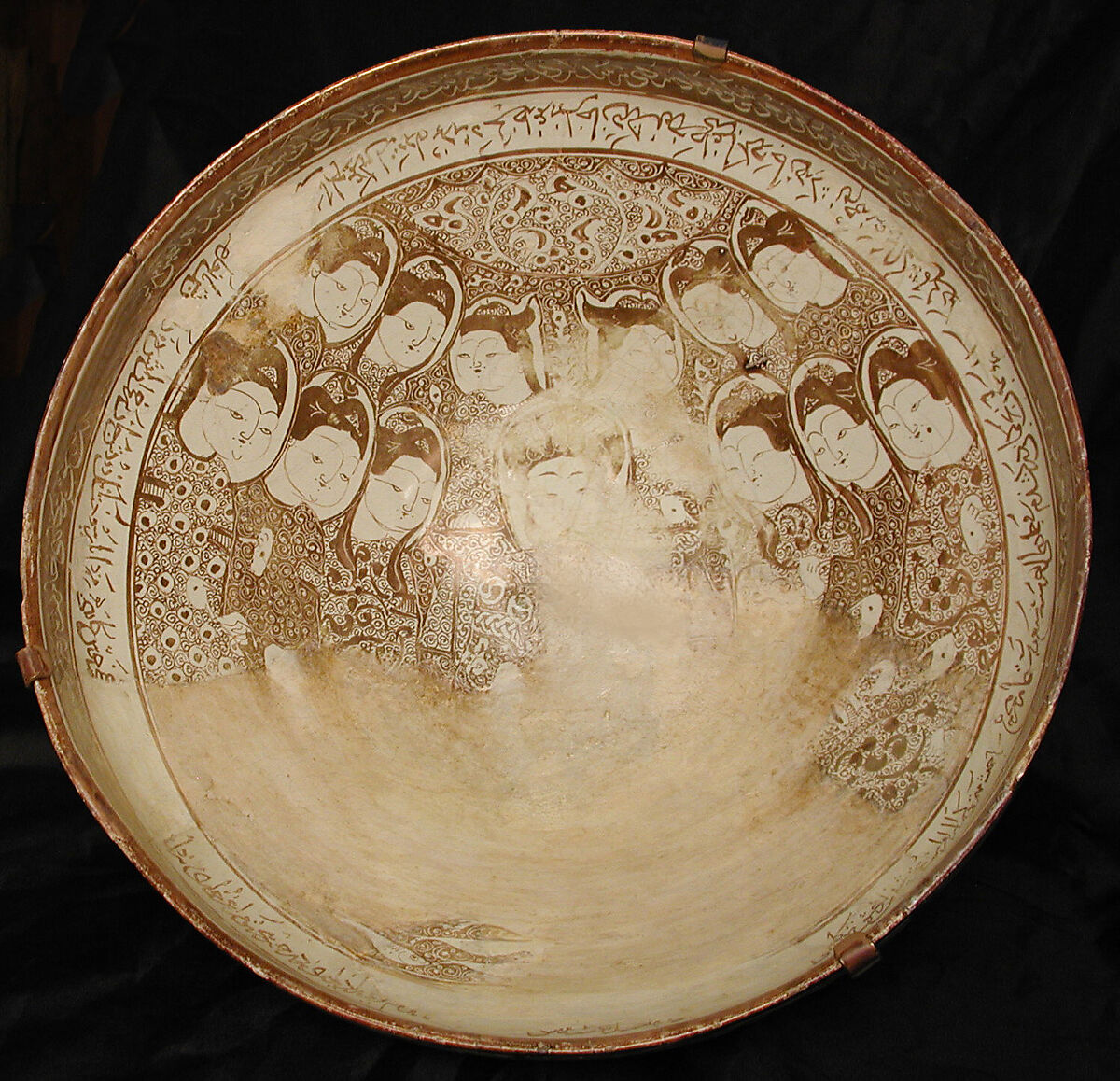 Bowl, Stonepaste; luster-painted on opaque white glaze