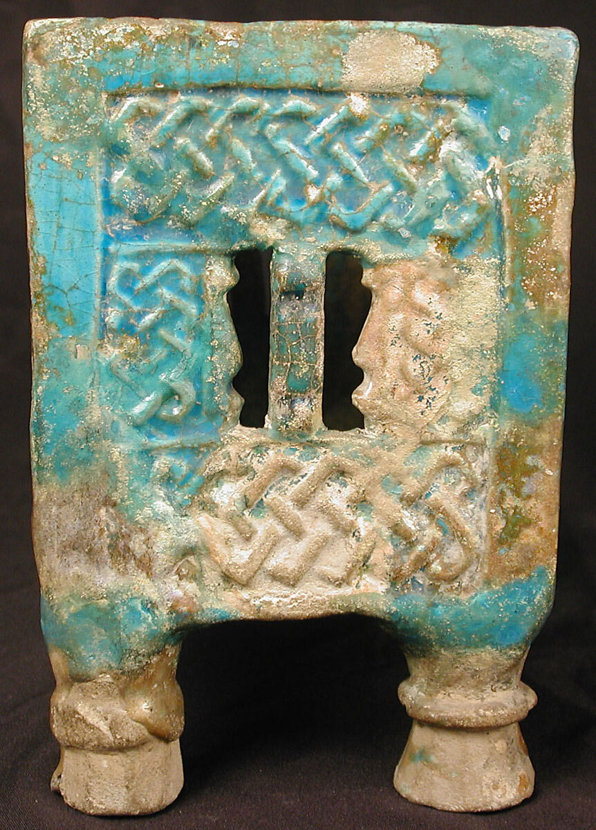 Tabouret, Stonepaste; molded and glazed