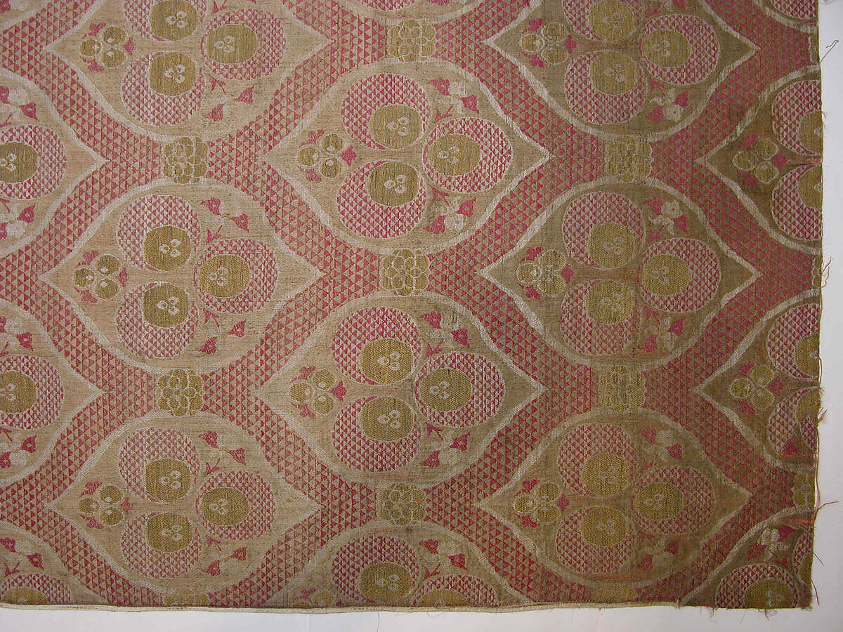 Textile Fragment, Silk, metal wrapped thread; lampas (kemha)
