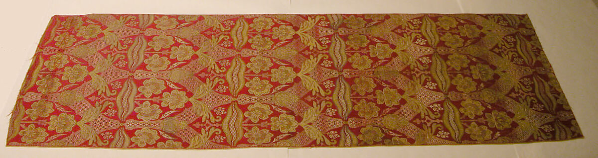 Loom Width with Floral and Tiger-stripe Design, Silk, metal wrapped thread; lampas (kemha)