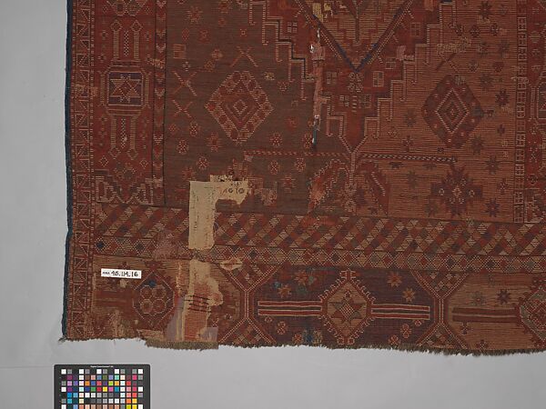 Carpet, Wool; Symmetrically knotted pile