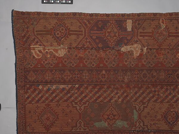 Carpet, Wool; Symmetrically knotted pile