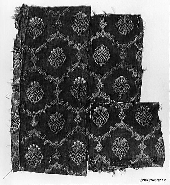 Textile Fragment | The Metropolitan Museum of Art