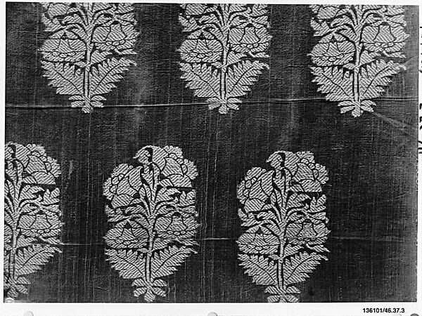 Textile Fragment, Silk and metal wrapped thread; brocaded