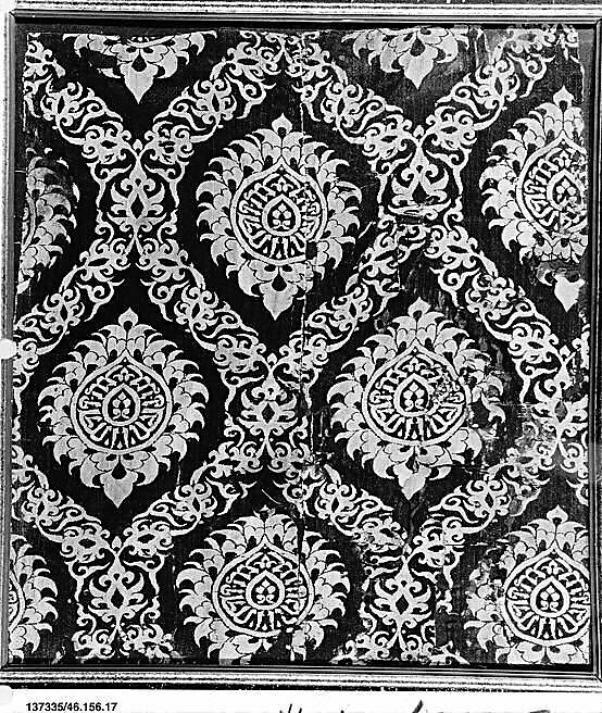 Textile Fragment with Ogival Pattern, Silk; lampas