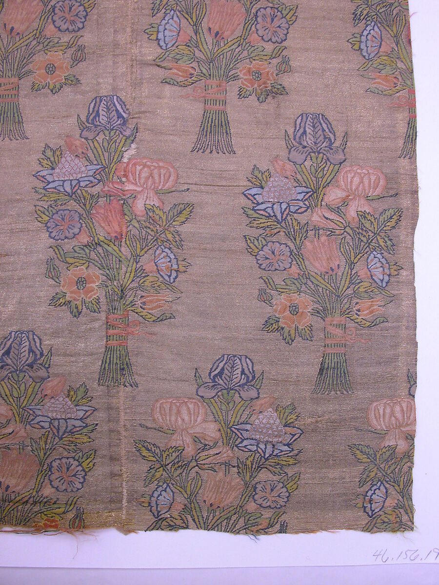 Floral Textile Fragment, Silk, metal wrapped thread; lampas?