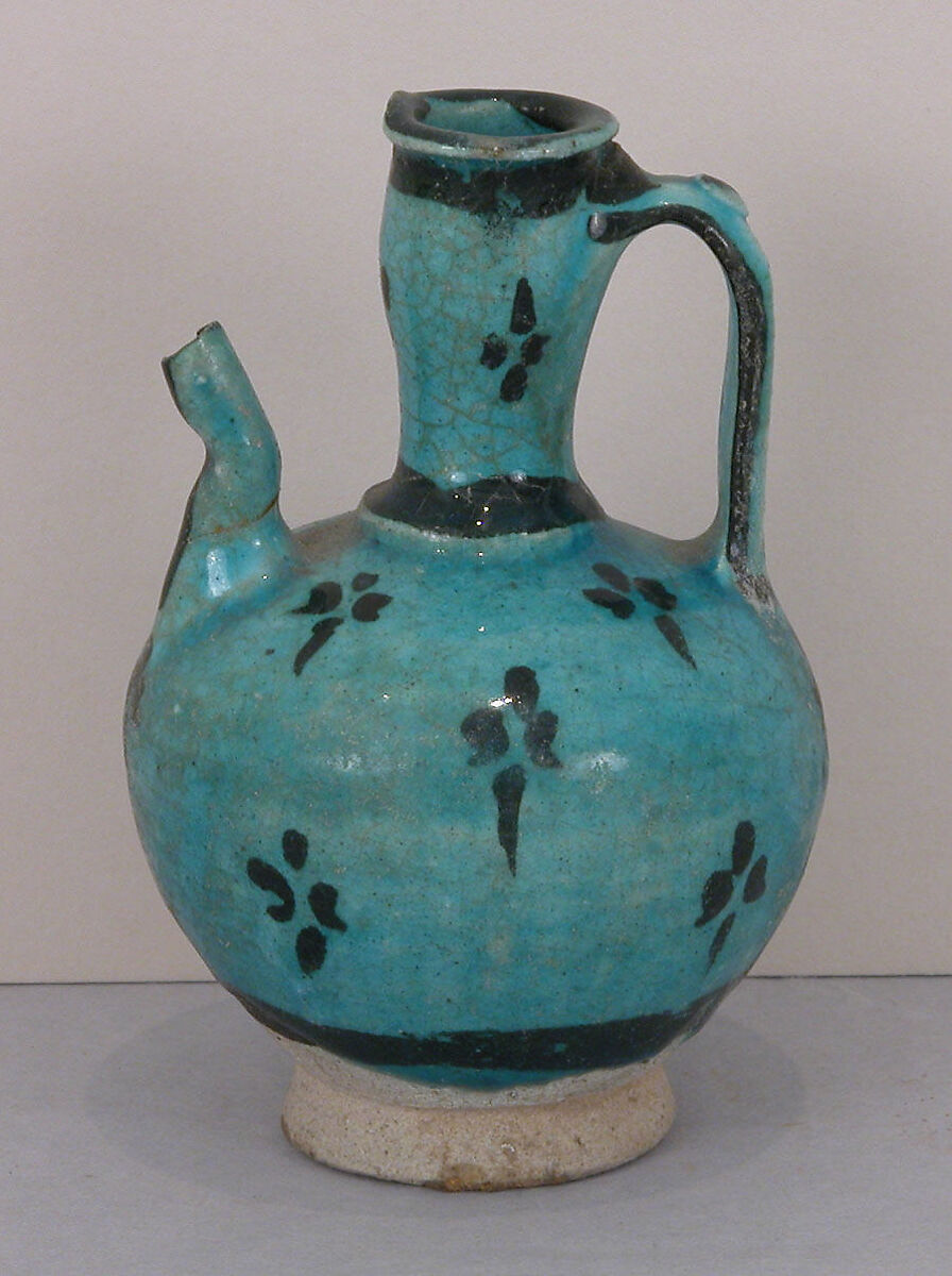 Ewer, Stonepaste; underglaze painted 