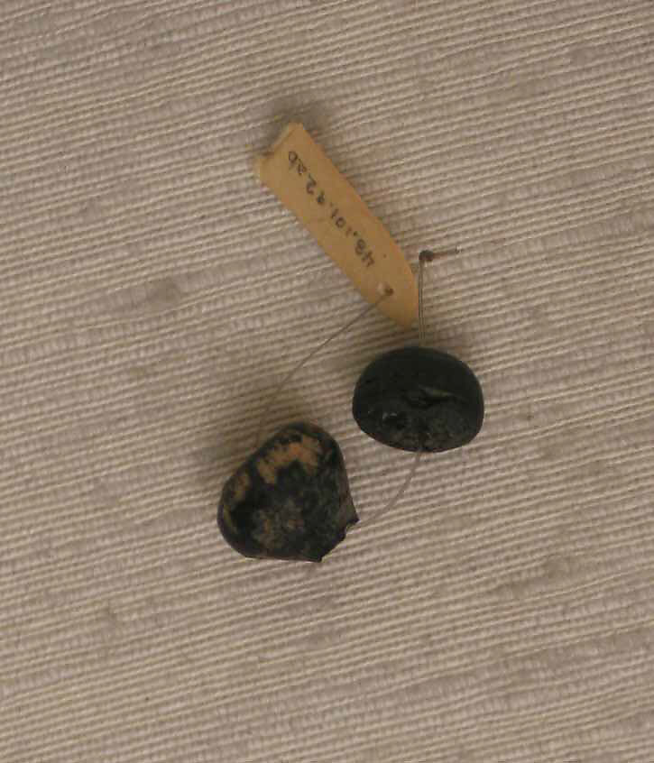 Beads, Jet (?); cut and drilled 