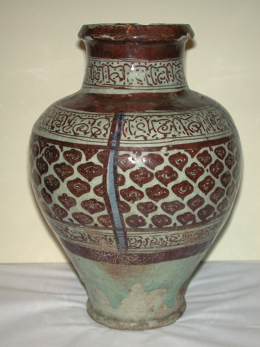 Jar, Stonepaste; underglaze painted in blue, luster-painted on transparent glaze