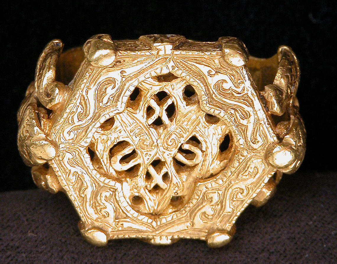 Ring, Gold; cast, chased 