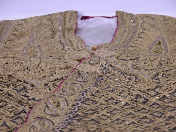Coat (Chuga), Wool, metal wrapped thread; twill weave, embroidered