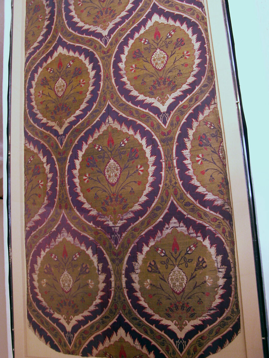 Fragmentary Loom Width with Ogival Pattern, Silk, metal wrapped thread; lampas (kemha)