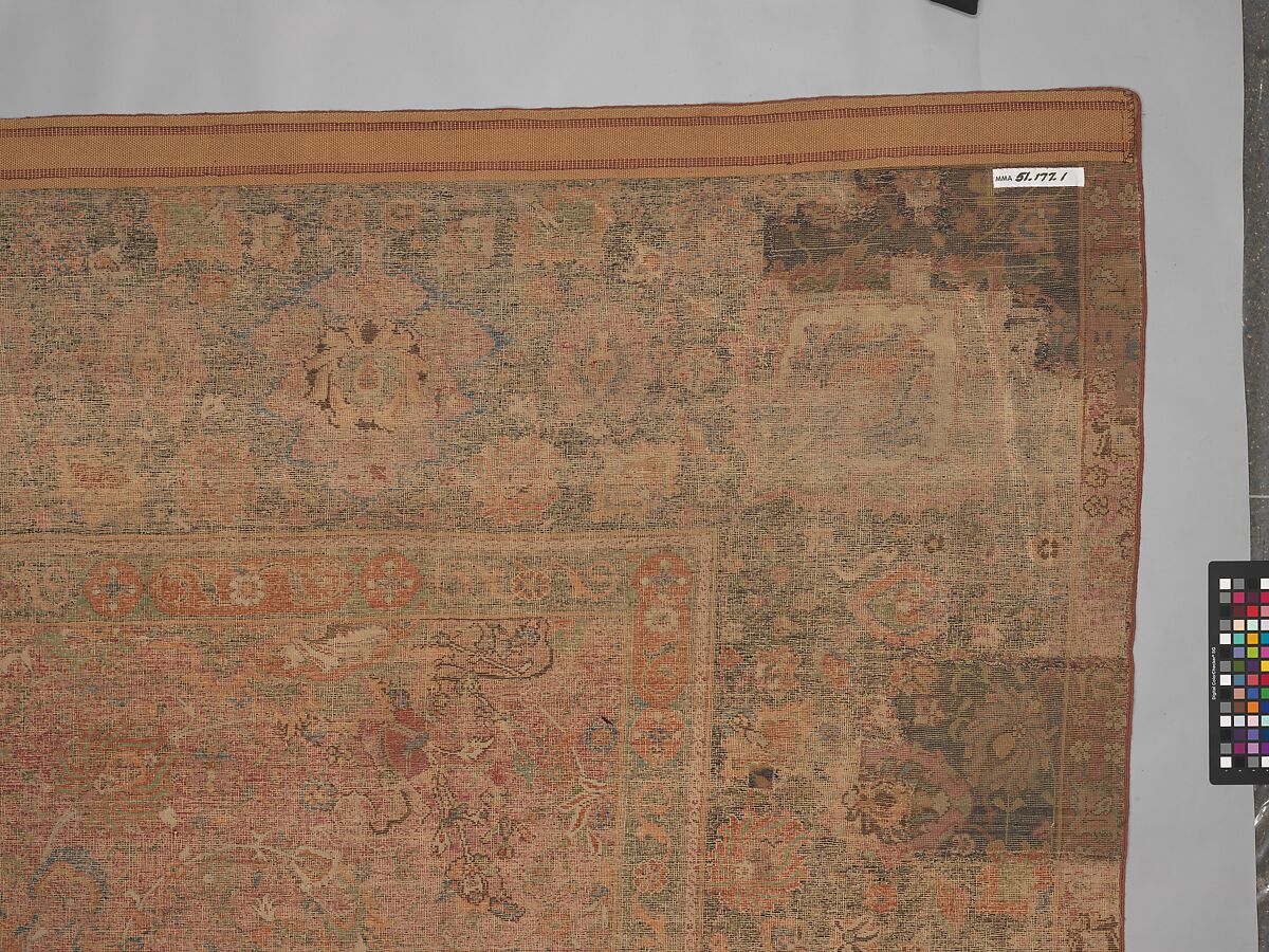 Carpet, Wool (warp, weft and pile); asymmetrically knotted pile
