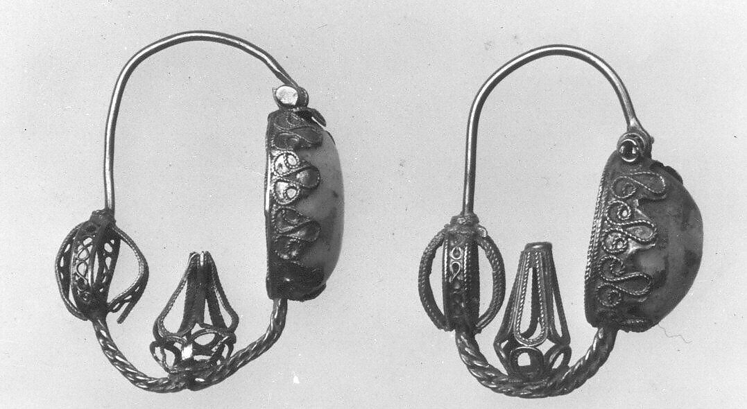 Earring, One of a Pair, Gold wire with filigree and pale stone