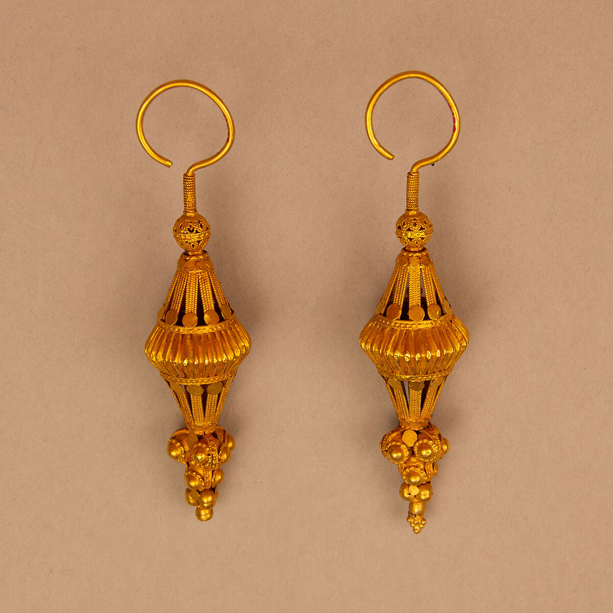 Earring, One of a Pair, Gold wire with filigree 