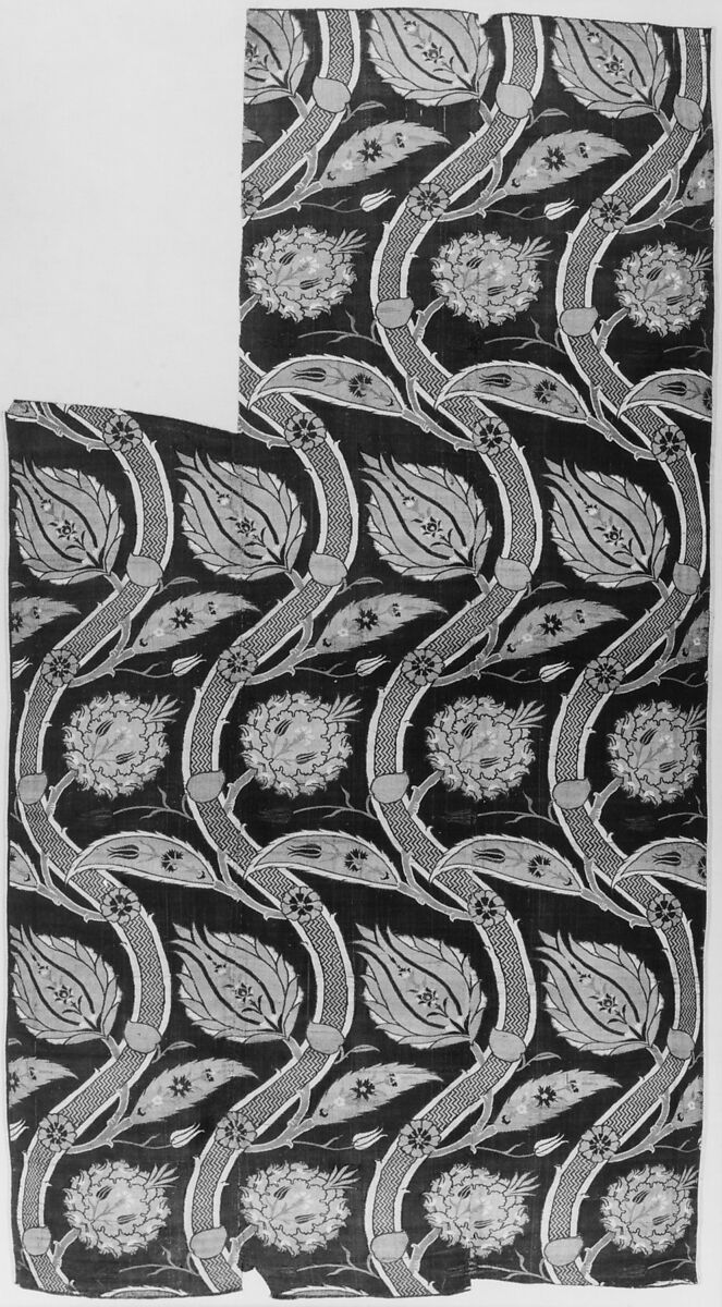 Fragmentary Loom Width with Wavy-Vine Pattern, Silk, metal wrapped thread; lampas (kemha)