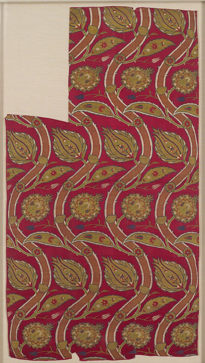 Fragmentary Loom Width with Wavy-Vine Pattern, Silk, metal wrapped thread; lampas (kemha) 
