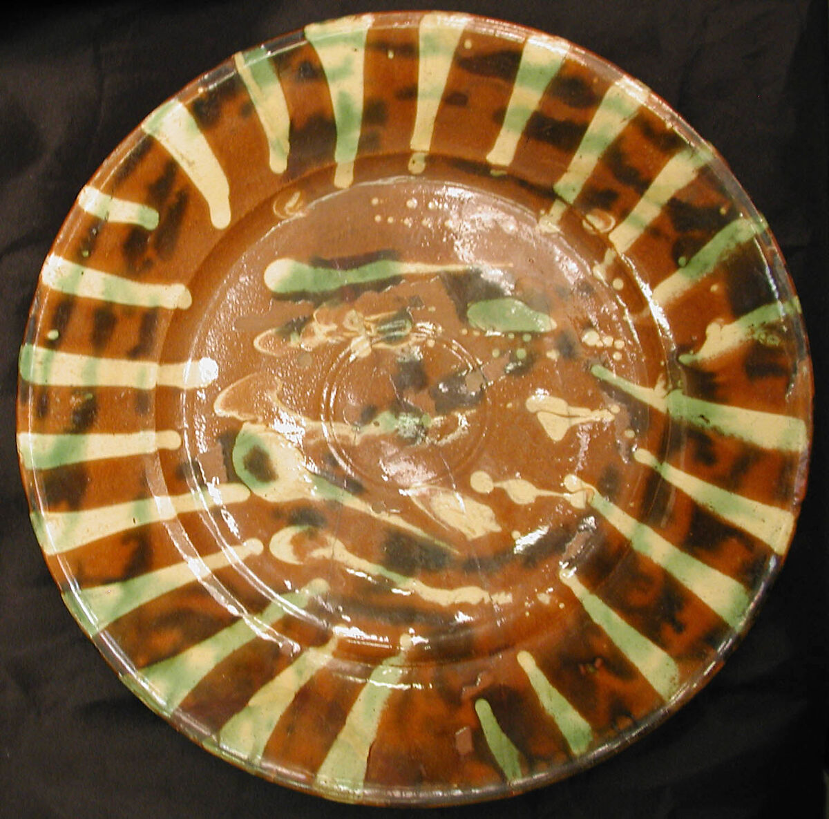 Dish, Pottery; glazed 