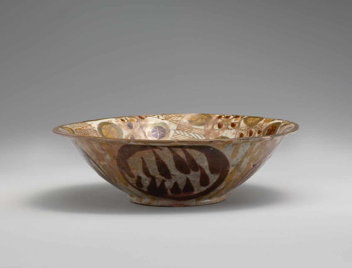 Three-Color Luster Bowl with a Checkerboard Pattern, Earthenware; polychrome luster-painted on opaque white glaze