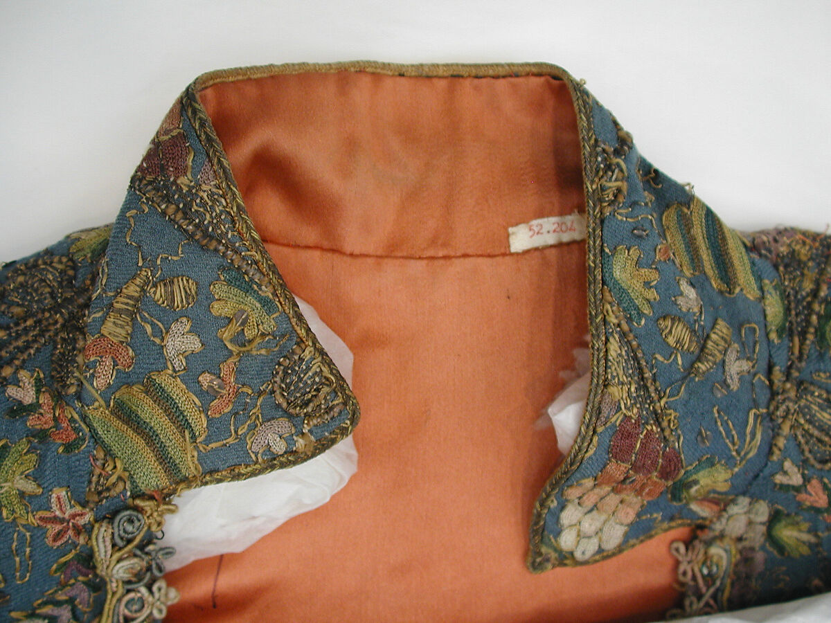 Entari, Wool, silk and gilt thread