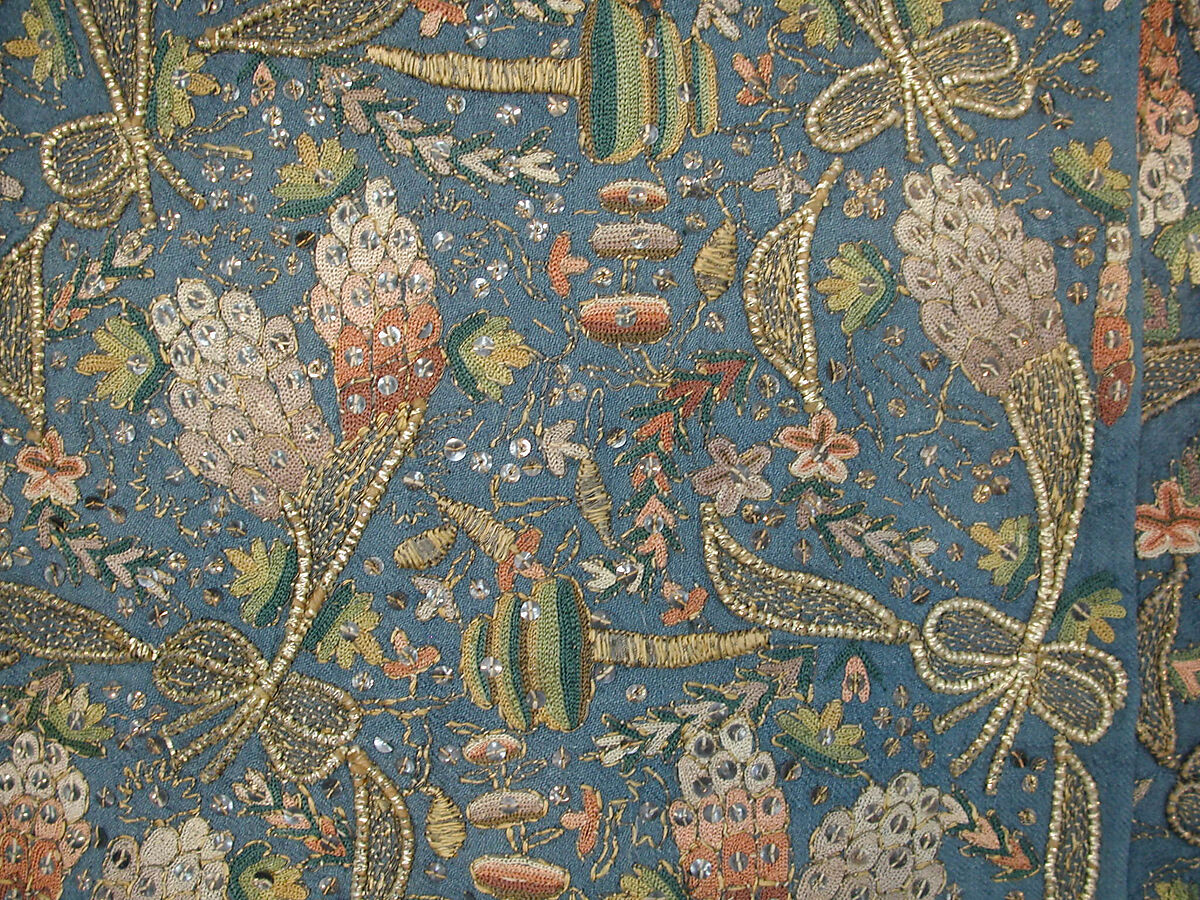 Entari, Wool, silk and gilt thread