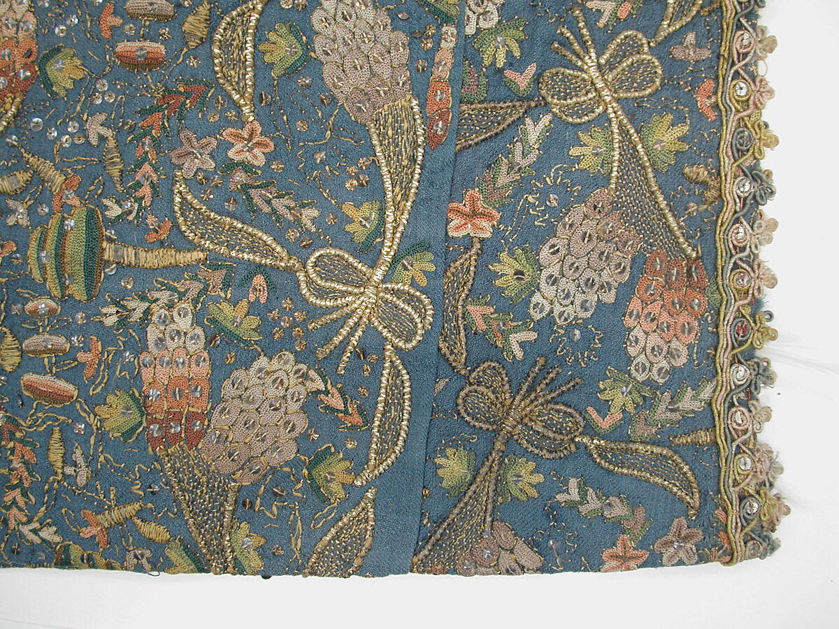 Entari, Wool, silk and gilt thread
