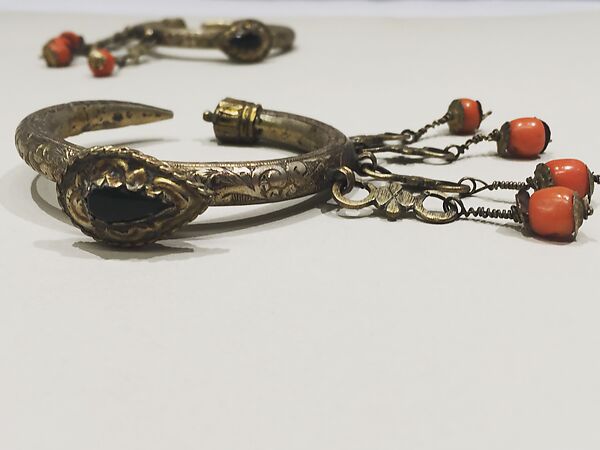 Ear Ornament (Tikhrazin), One of a Pair, Silver, green glass, coral