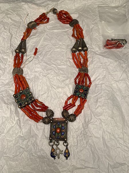 Necklace, Silver, coral, enamel 