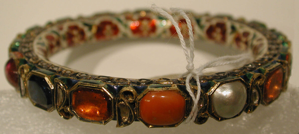 Bracelet or Armlet, Gold, enamel, semi-precious stones