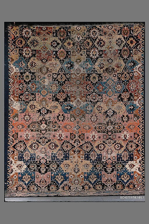 Vase-technique Carpet with Overlapping Cartouches, Cotton (warp), silk (weft), wool (weft and pile); asymmetrically knotted pile