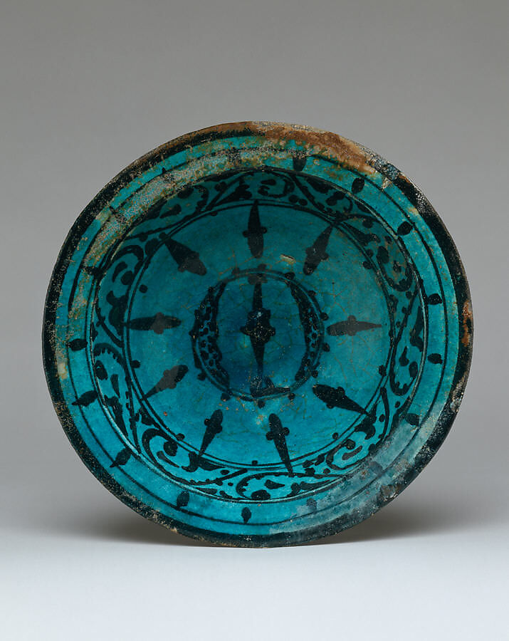 Bowl, Stonepaste; underglaze painted 