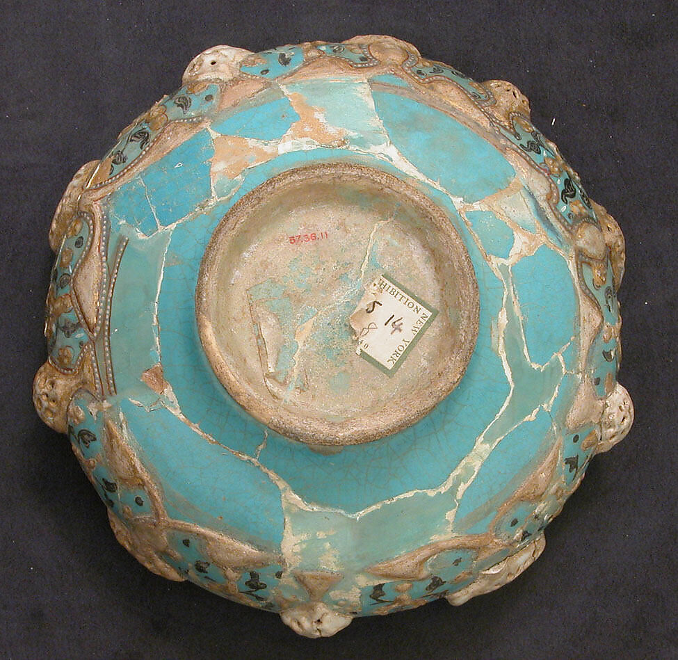 Bowl, Stonepaste; overglaze painted, so-called "mina'i" ware