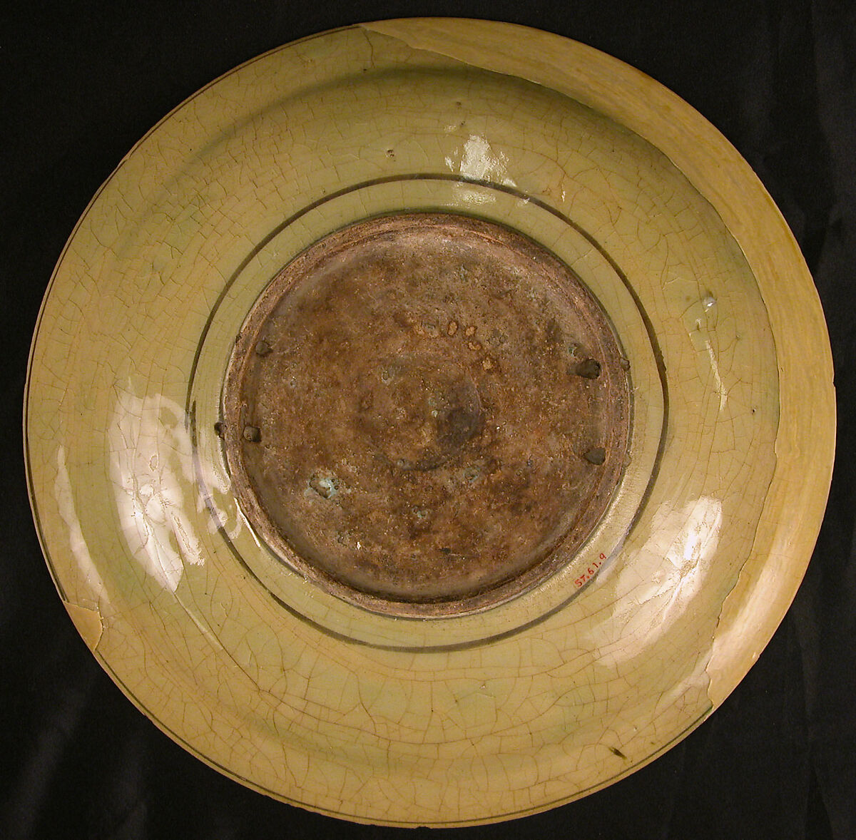 Dish with Floral Designs on an Olive Background, Stonepaste; polychrome painted under transparent glaze (Kubachi ware)